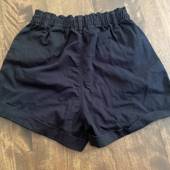 Cargo shorts - Picture 2 of 3
